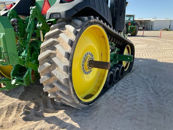 2022 John Deere 8RT 370 Tractor Rubber Track