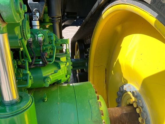 2022 John Deere 8RT 370 Tractor Rubber Track
