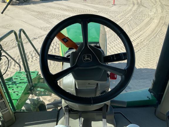 2022 John Deere 8RT 370 Tractor Rubber Track