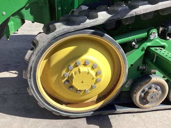 2022 John Deere 8RT 370 Tractor Rubber Track