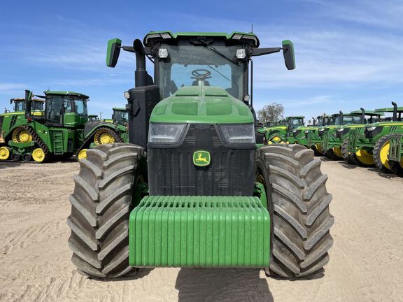 2023 John Deere 8R 370 Tractor