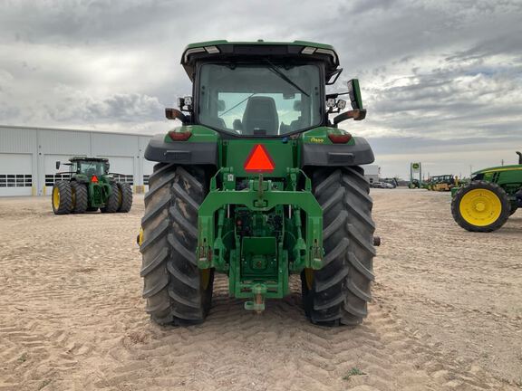 2023 John Deere 8R 370 Tractor