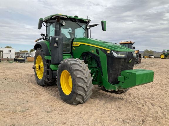 2023 John Deere 8R 370 Tractor
