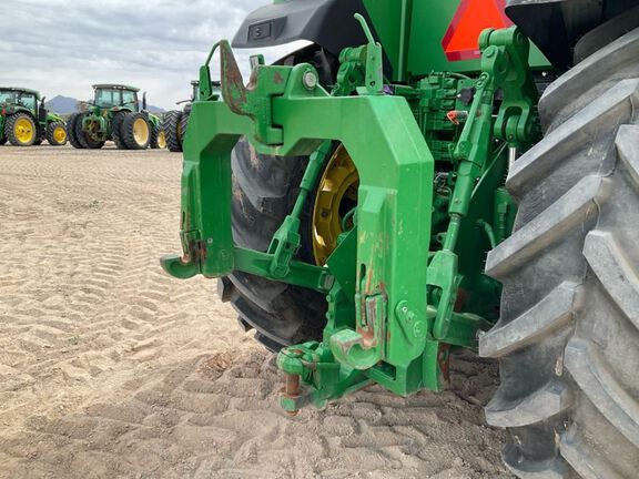 2023 John Deere 8R 370 Tractor