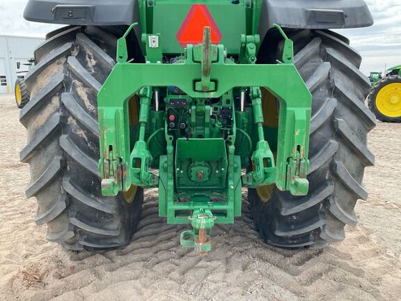 2023 John Deere 8R 370 Tractor