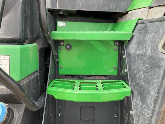 2023 John Deere 8R 370 Tractor