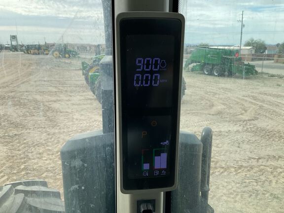 2023 John Deere 8R 370 Tractor