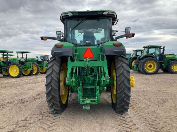 2023 John Deere 8R 250 Tractor