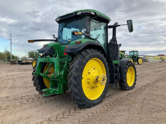 2023 John Deere 8R 250 Tractor