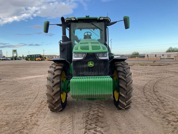 2023 John Deere 8R 250 Tractor