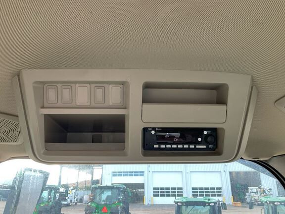 2023 John Deere 8R 250 Tractor