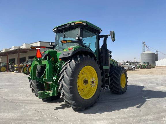 2023 John Deere 8R 370 Tractor