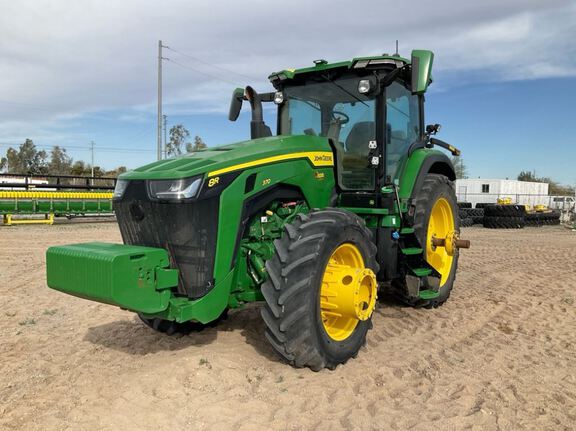 2023 John Deere 8R 370 Tractor