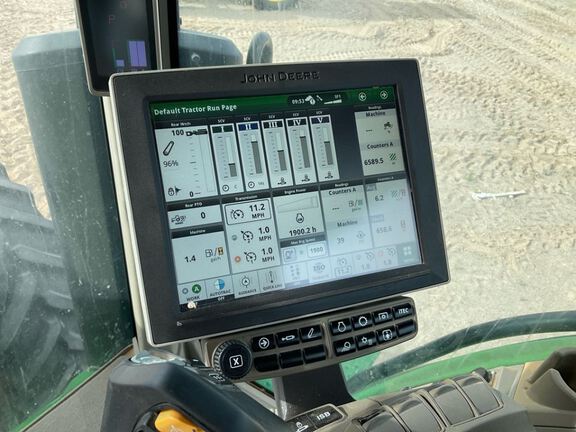 2023 John Deere 8R 370 Tractor