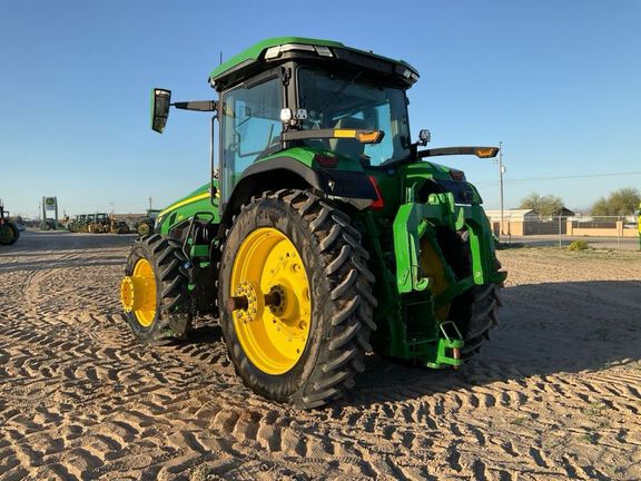 2023 John Deere 8R 370 Tractor