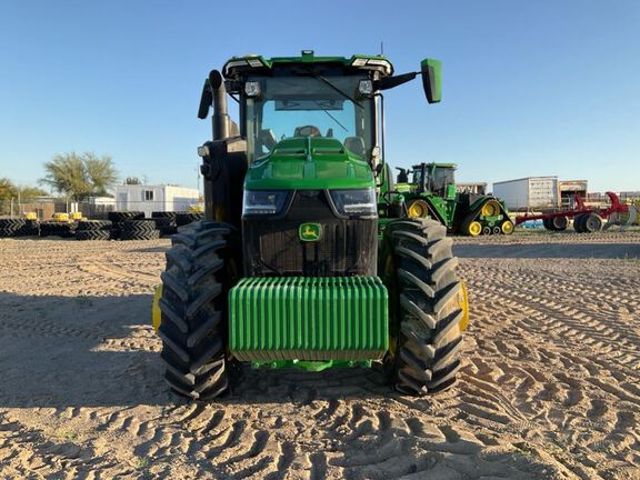 2023 John Deere 8R 370 Tractor