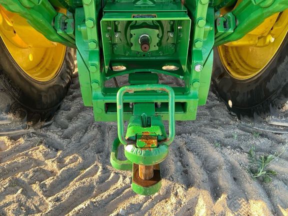 2023 John Deere 8R 370 Tractor