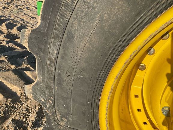 2023 John Deere 8R 370 Tractor