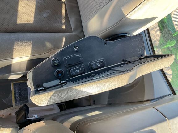 2023 John Deere 8R 370 Tractor