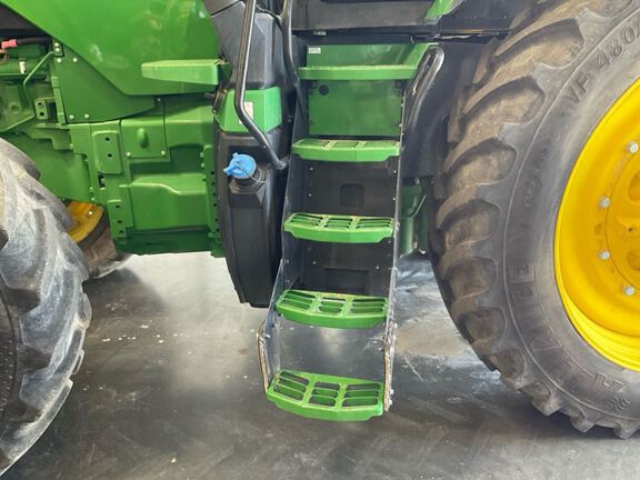 2025 John Deere 8R 280 Tractor