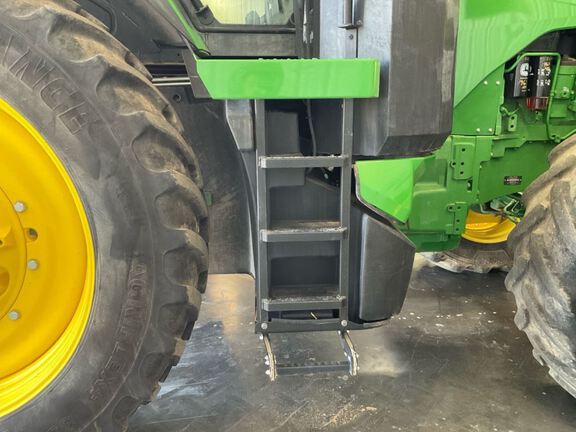 2025 John Deere 8R 280 Tractor