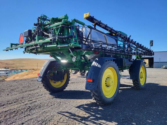 2023 John Deere 616R Sprayer/High Clearance