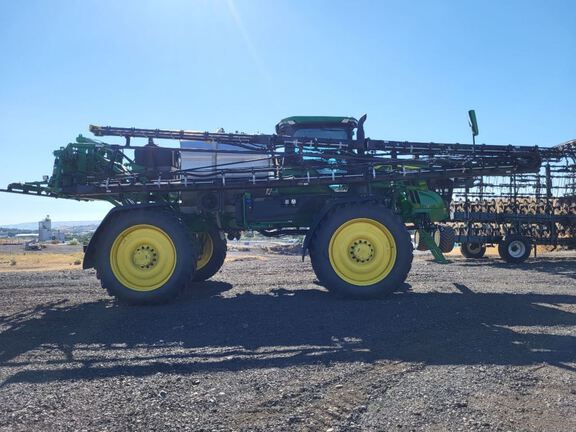 2023 John Deere 616R Sprayer/High Clearance