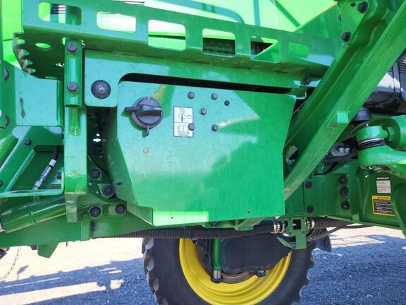 2023 John Deere 616R Sprayer/High Clearance