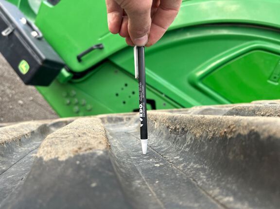 2022 John Deere 9RX 540 Tractor Rubber Track