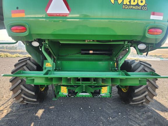 2018 John Deere S780 Combine