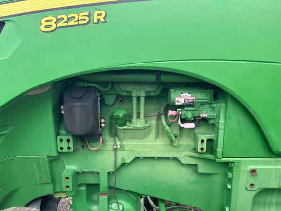 2010 John Deere 8225R Tractor
