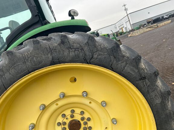 2010 John Deere 8225R Tractor