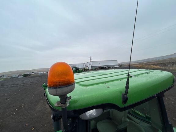 2010 John Deere 8225R Tractor