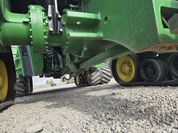 2024 John Deere 9RX 590 Tractor Rubber Track