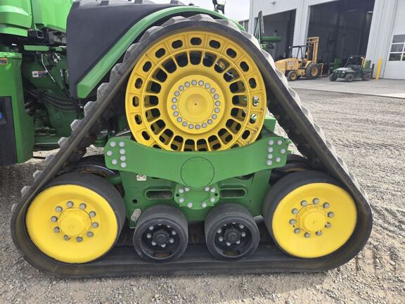 2024 John Deere 9RX 590 Tractor Rubber Track