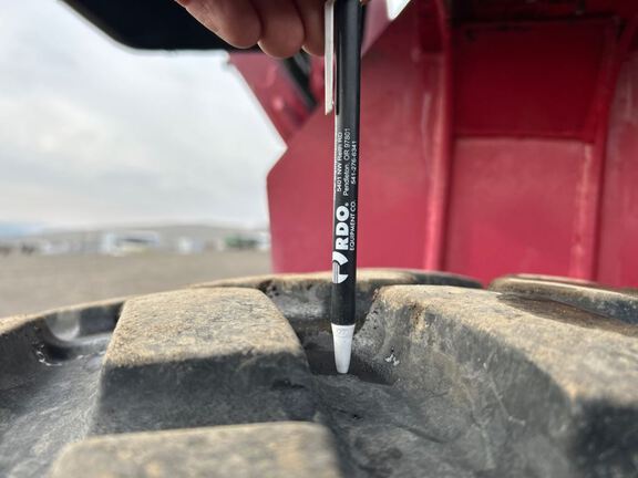 2008 Miller Pro NITRO 4275 Sprayer/High Clearance