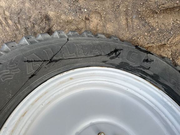 2008 Miller Pro NITRO 4275 Sprayer/High Clearance