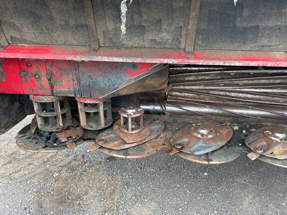 2013 Massey Ferguson WR9770 Windrower