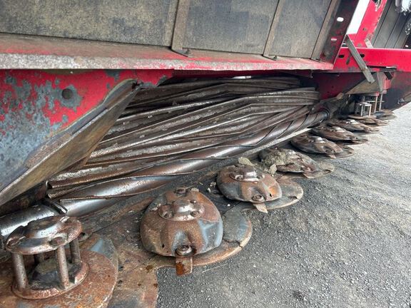 2013 Massey Ferguson WR9770 Windrower