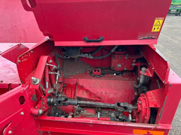 2013 Massey Ferguson WR9770 Windrower