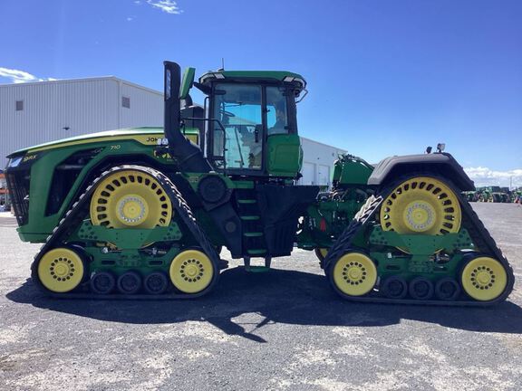 2025 John Deere 9RX 710 Tractor Rubber Track