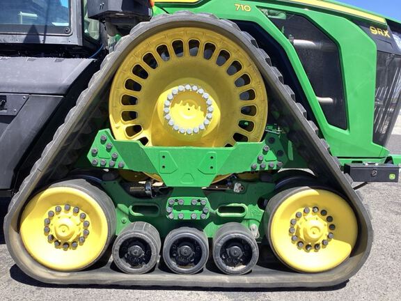 2025 John Deere 9RX 710 Tractor Rubber Track