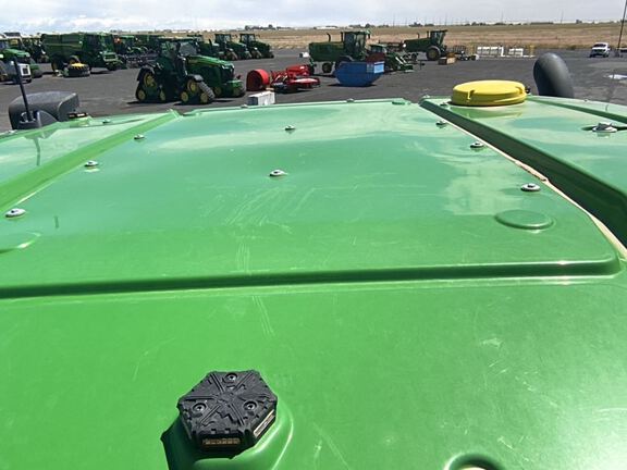 2025 John Deere 9RX 710 Tractor Rubber Track