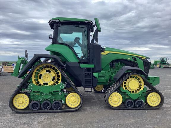 2024 John Deere 8RX 410 Tractor Rubber Track