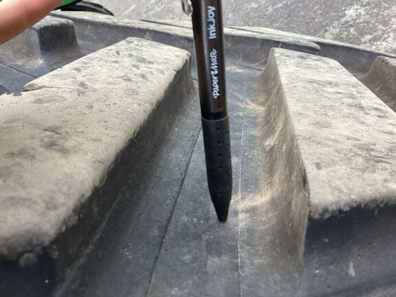 2024 John Deere 8RX 410 Tractor Rubber Track