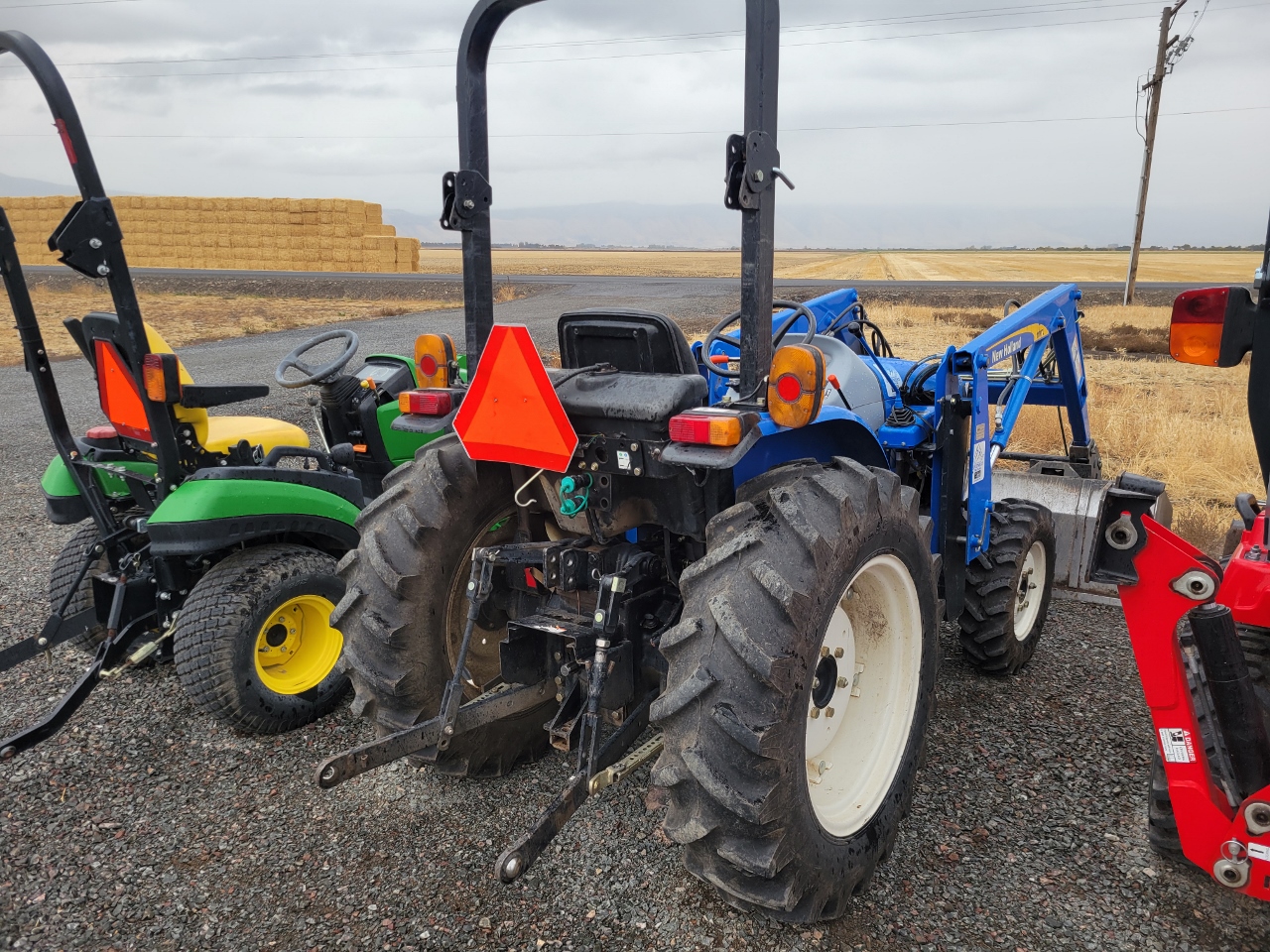 2014 New Holland Workmaster 40 Tractor