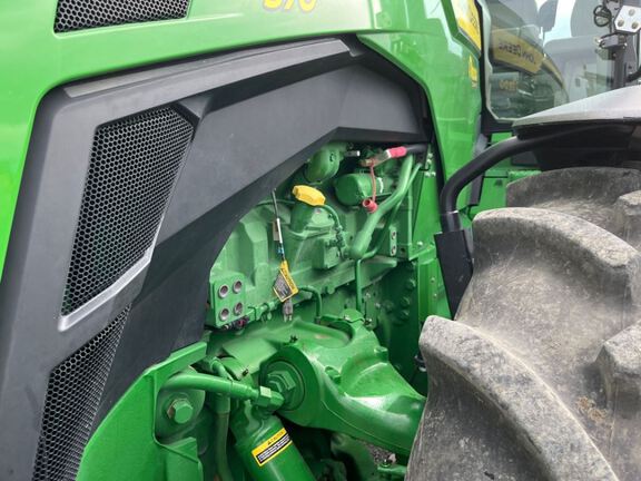 2022 John Deere 8R 370 Tractor