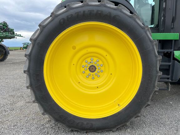 2022 John Deere 8R 370 Tractor