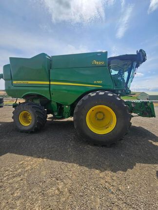 2024 John Deere S780 Combine