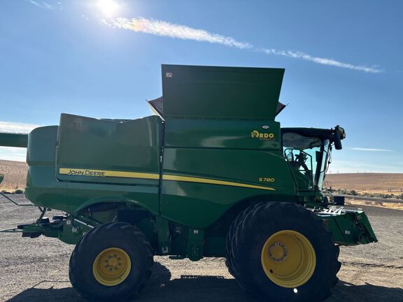 2024 John Deere S780 Combine